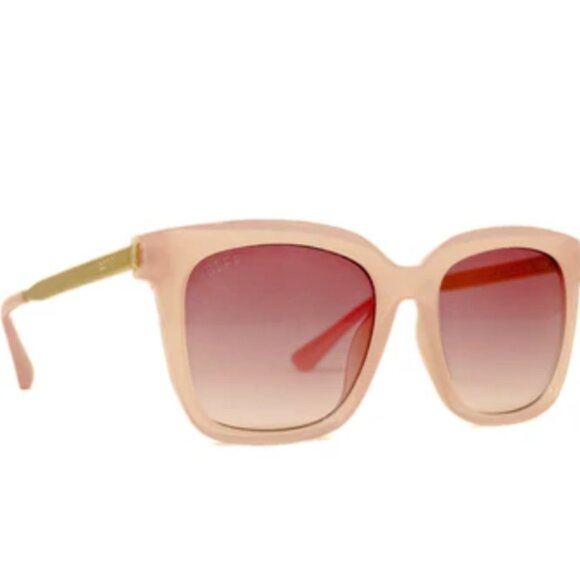 Diff Eyewear Accessories - Diff Eyewear - Hailey Sunglass & Cleaning Kit Bundle - Pink Crystal + Rose Gradi